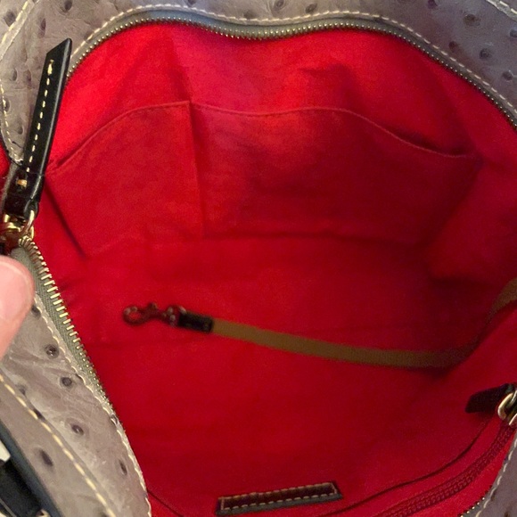 Dooney & Bourke
Lexington Gray Ostrich Purse Shoulder Bag - Picture 12 of 16